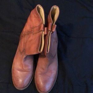 Brand new Frye boots